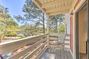 Apartment (2 Bedrooms) | Interior - Hilton Head Condo: Pool, Hot Tub & Tennis Access! (Hilton Head Island)