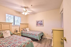 Apartment (2 Bedrooms) | Interior - Hilton Head Condo: Pool, Hot Tub & Tennis Access! (Hilton Head Island)