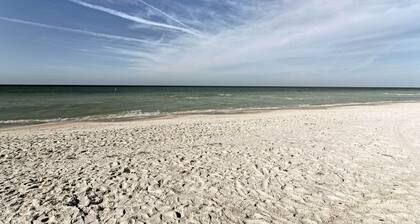 Walk to Shore: Holmes Beach Home w/ Pool & Hot Tub