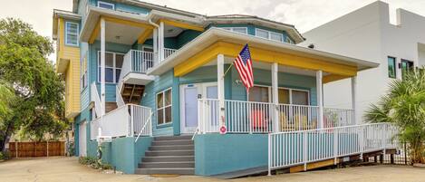 Apartment (4 Bedrooms) | Exterior