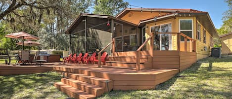 Rumah (3 Bedrooms) | Bagian depan properti