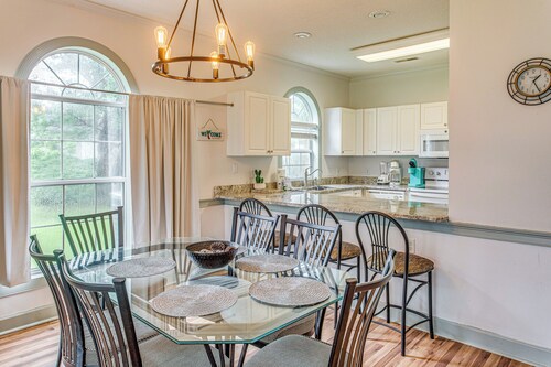 Dog-friendly Condo w/ Pool & Golf in Myrtle Beach!