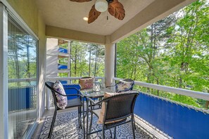 Apartment (2 Bedrooms) | Interior - Lake Keowee Condo w/ Balcony & Resort Amenities! (Salem)