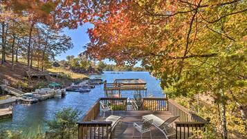 單棟房屋 (3 Bedrooms) | 內部