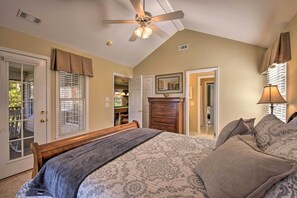 House (3 Bedrooms) | Interior - Lake Keowee Escape w/ Dock, Deck & Lake Access! (Six Mile)