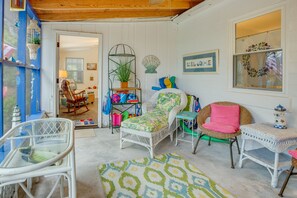 Children's area - Lanark Village Vacation Rental ~ 8 Mi to Beach! (Lanark Village)