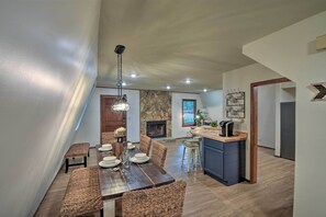 Interior - Lake Hartwell Home w/ Dock < 10 Miles to Clemson! (Seneca)