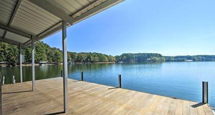 Lake Hartwell Home w/ Dock < 10 Miles to Clemson!