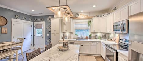 House (2 Bedrooms) | Interior