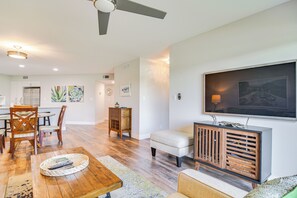 Apartment (2 Bedrooms) | Interior - Modern Isla Del Sol Condo: Walk to St. Pete Beach! (St. Petersburg)