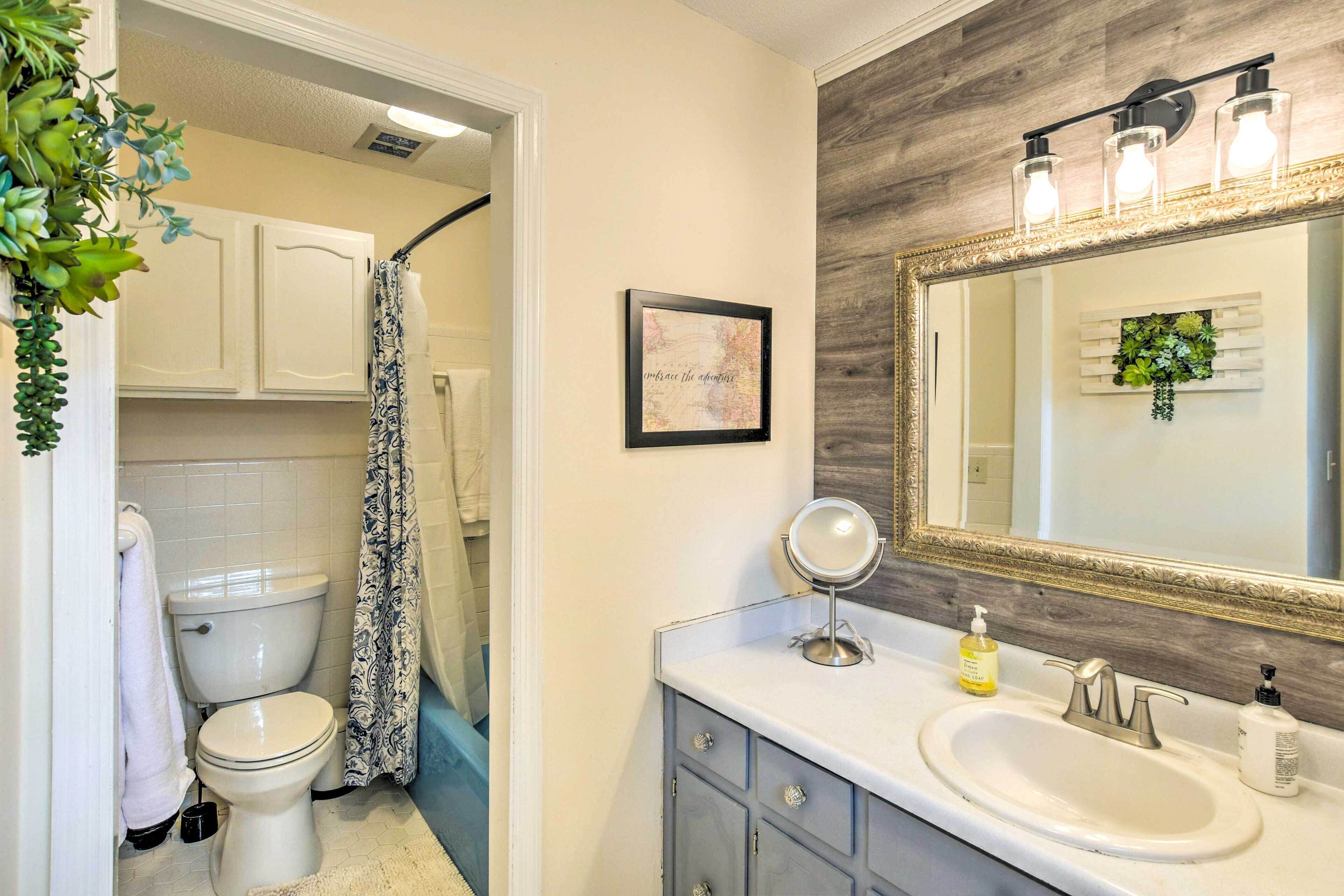 House (3 Bedrooms) | Bathroom
