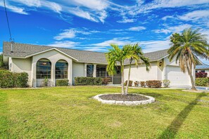 Interior - Cape Coral Home w/ Heated Pool, Dock & Gulf Access (Cape Coral)