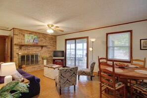 House (3 Bedrooms) | Interior - Lakefront House w/ Boat Ramp, Dock & Sunset Views! (Cross Hill)