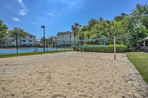 Apartment (1 Bedroom) | Interior - 1 Mi to Coast: Myrtle Beach Condo w/ Pool Access! (Myrtle Beach)