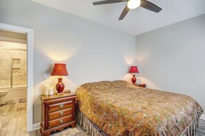 Interior - Lakefront Leesville Retreat w/ Private Dock! (Leesville)