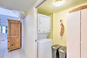Nhà (3 Bedrooms) | Nội thất