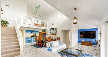 Luxury Key Largo Home w/ Guest House & Pool!