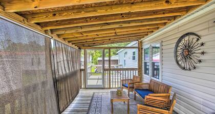 Murrells Inlet Home w/ 2 Screened-in Porches!