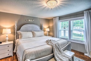 House (3 Bedrooms) | Interior - Murrells Inlet Home w/ 2 Screened-in Porches! (Murrells Inlet)