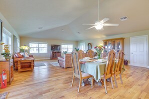 บ้านพัก (2 Bedrooms) | ภายใน