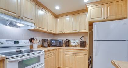 On Lake Istokpoga: Lorida Home w/ Lanai!