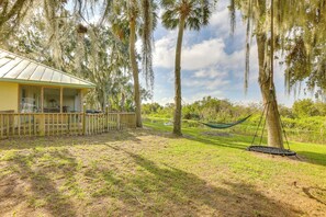 House (2 Bedrooms) | Interior - On Lake Istokpoga: Lorida Home w/ Lanai! (Lorida)