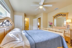 House (2 Bedrooms) | Interior - On Lake Istokpoga: Lorida Home w/ Lanai! (Lorida)