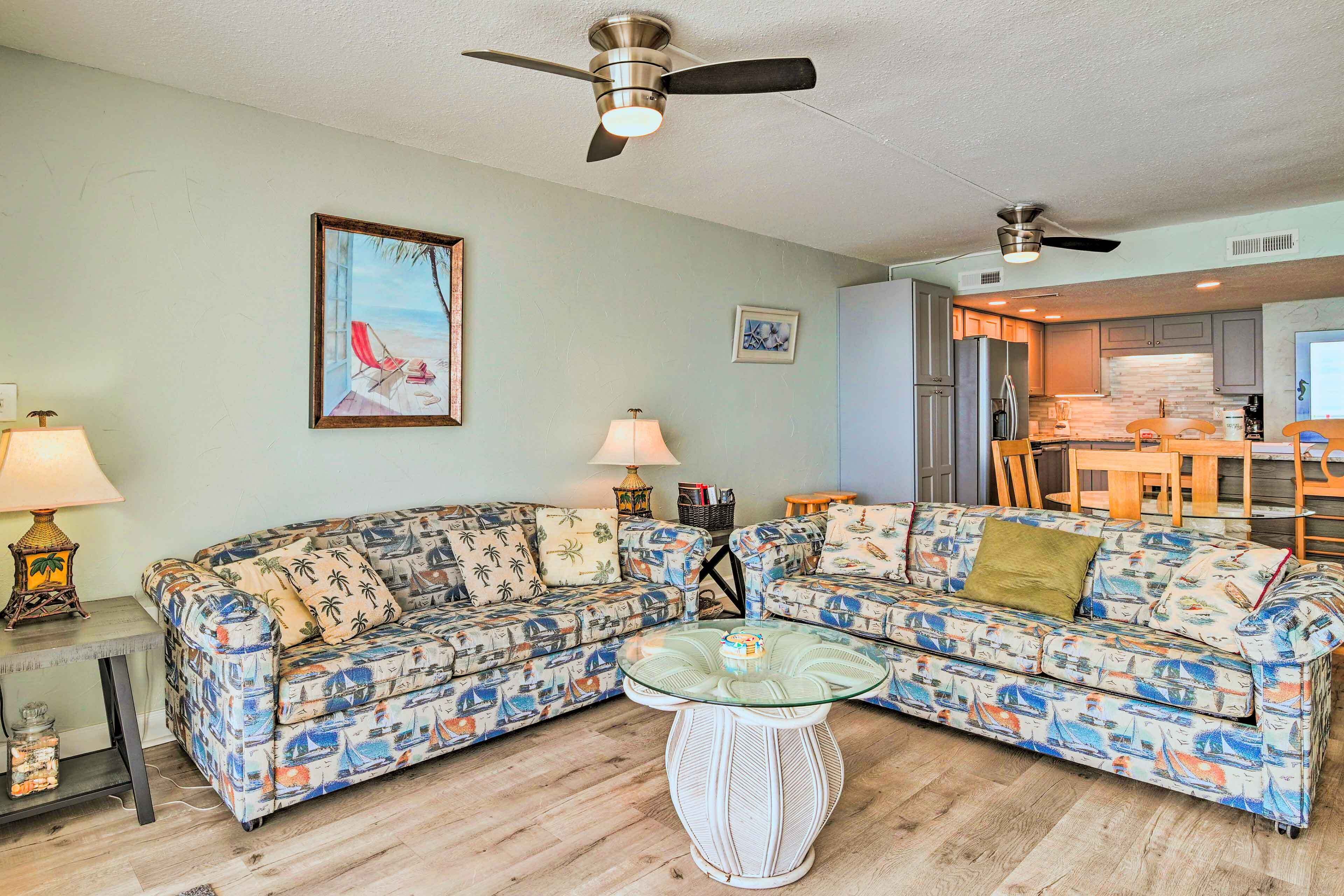 Murrells Inlet Condo w/ Pool & Beach Access!