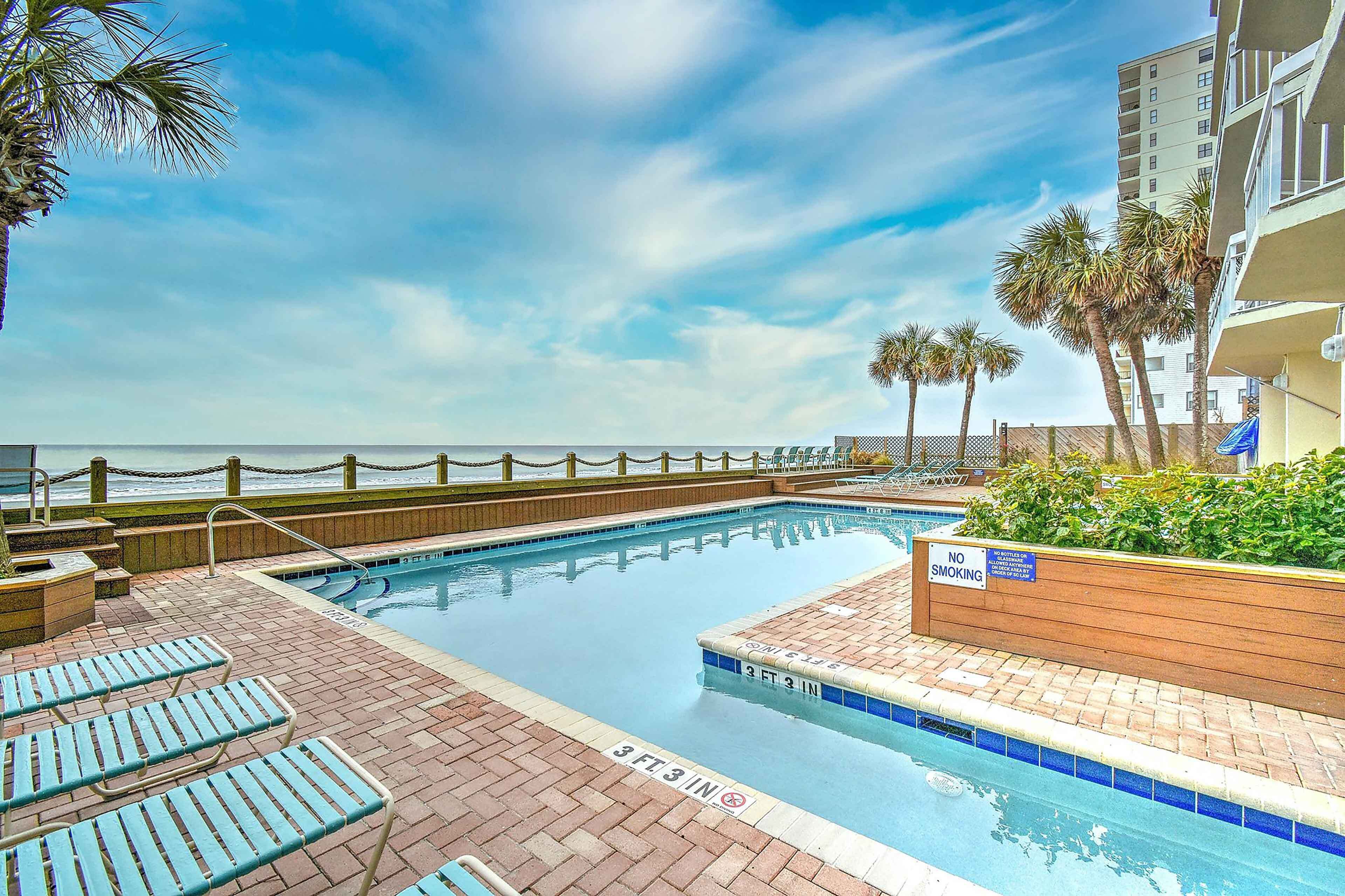 Murrells Inlet Condo w/ Pool & Beach Access!