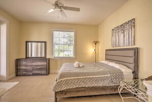 House (5 Bedrooms) | Interior - Luxury Palm Coast Home w/ Dock & Game Room! (Palm Coast)