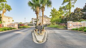 A gated entrance to Waterway Village with a sign indicating it is private property. - 1st-floor Condo w/ Pool on Intracoastal Waterway! (Myrtle Beach)