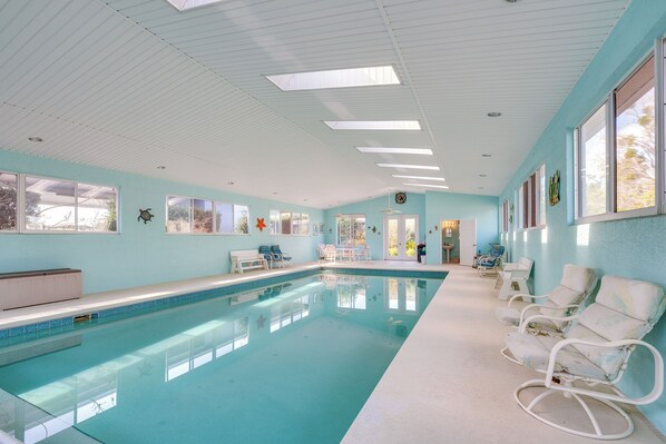 House (1 Bedroom) | Interior - Lecanto House w/ Deck, Porch & Indoor Pool! (Lecanto)