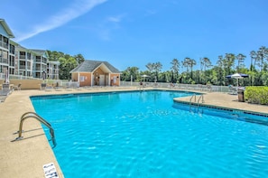Apartment (2 Bedrooms) | Front of property - Myrtle Beach Condo w/ Community Amenities! (Myrtle Beach)