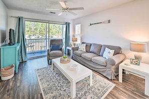 Apartment (2 Bedrooms) | Interior - Myrtle Beach Condo w/ Community Amenities! (Myrtle Beach)