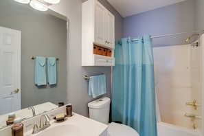 Apartment (2 Bedrooms) | Interior - < 2 Mi to Coast: Condo w/ Pool in Myrtle Beach (Myrtle Beach)