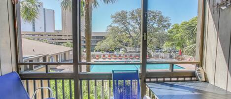 Apartment (2 Bedrooms) | Front of property