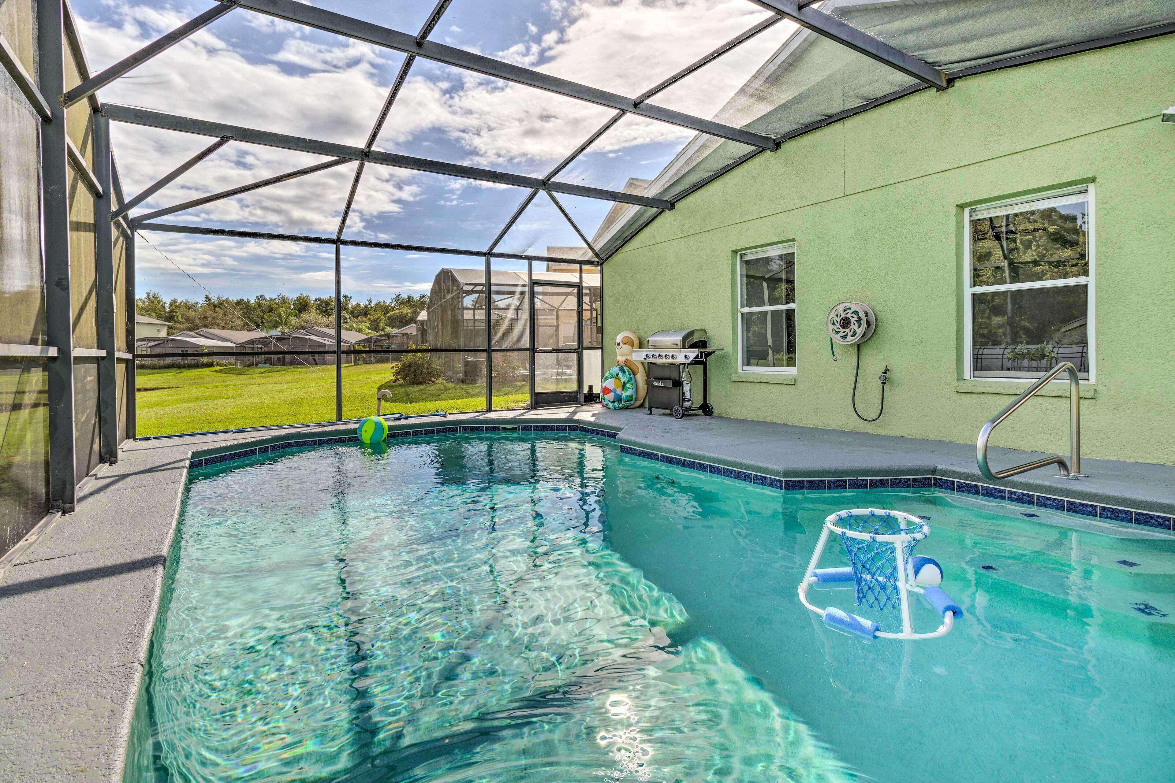 Davenport Home w/ Lanai & Pool: 10 Mi to Disney!