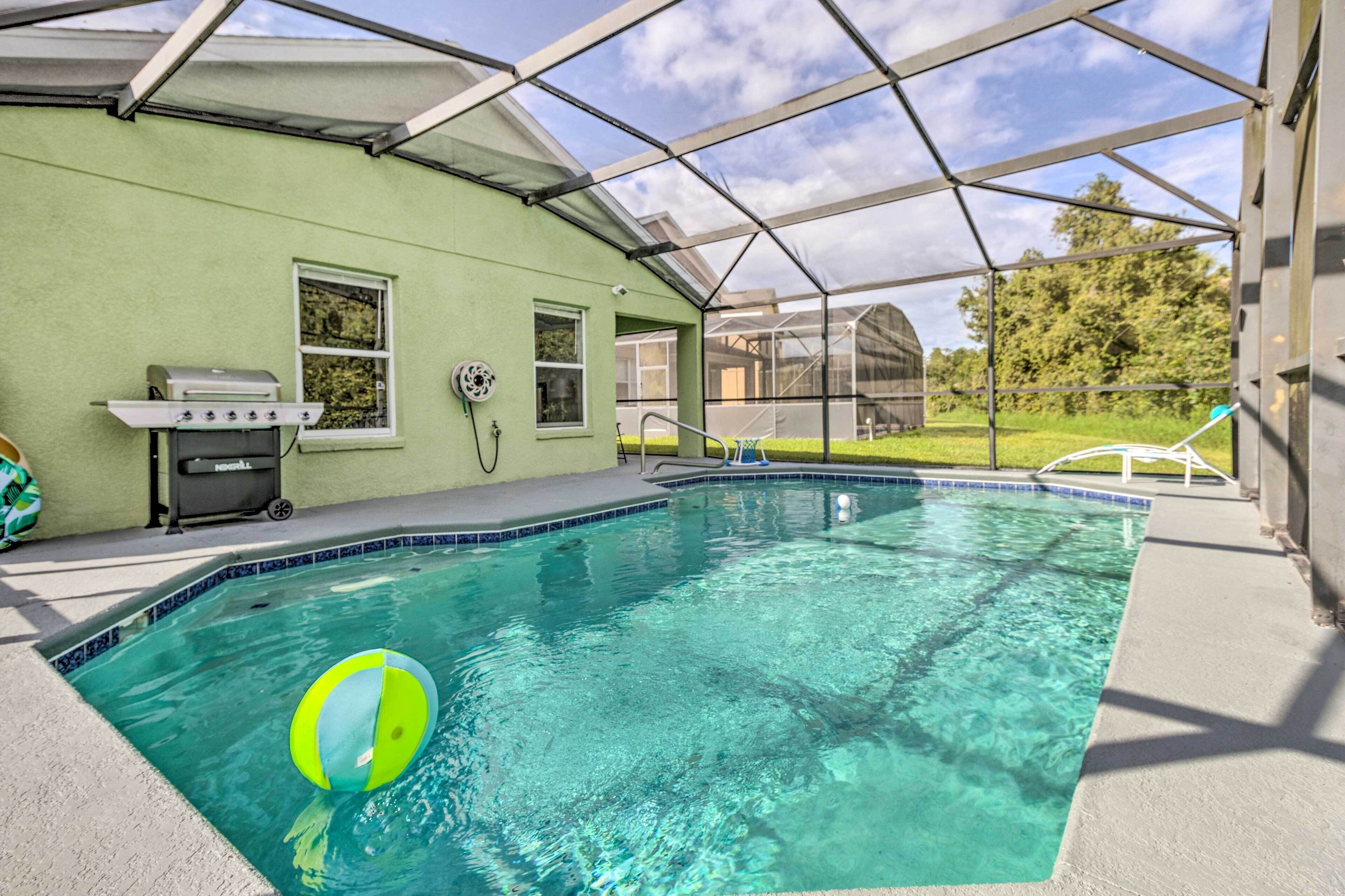Davenport Home w/ Lanai & Pool: 10 Mi to Disney!