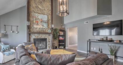 Hot Tub! Family Getaway 17 Mi to Dtwn Charleston