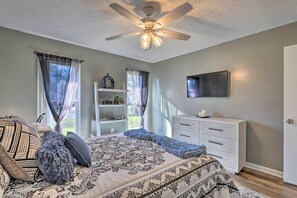 House (4 Bedrooms) | Interior - Fire Pit, Gazebo & Hot Tub: North Charleston Home! (North Charleston)