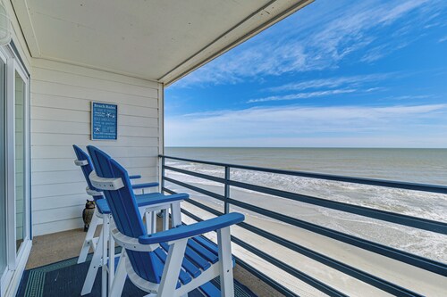 Murrells Inlet Condo on Garden City Beach!