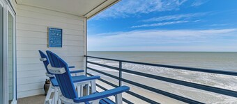 Murrells Inlet Condo on Garden City Beach!
