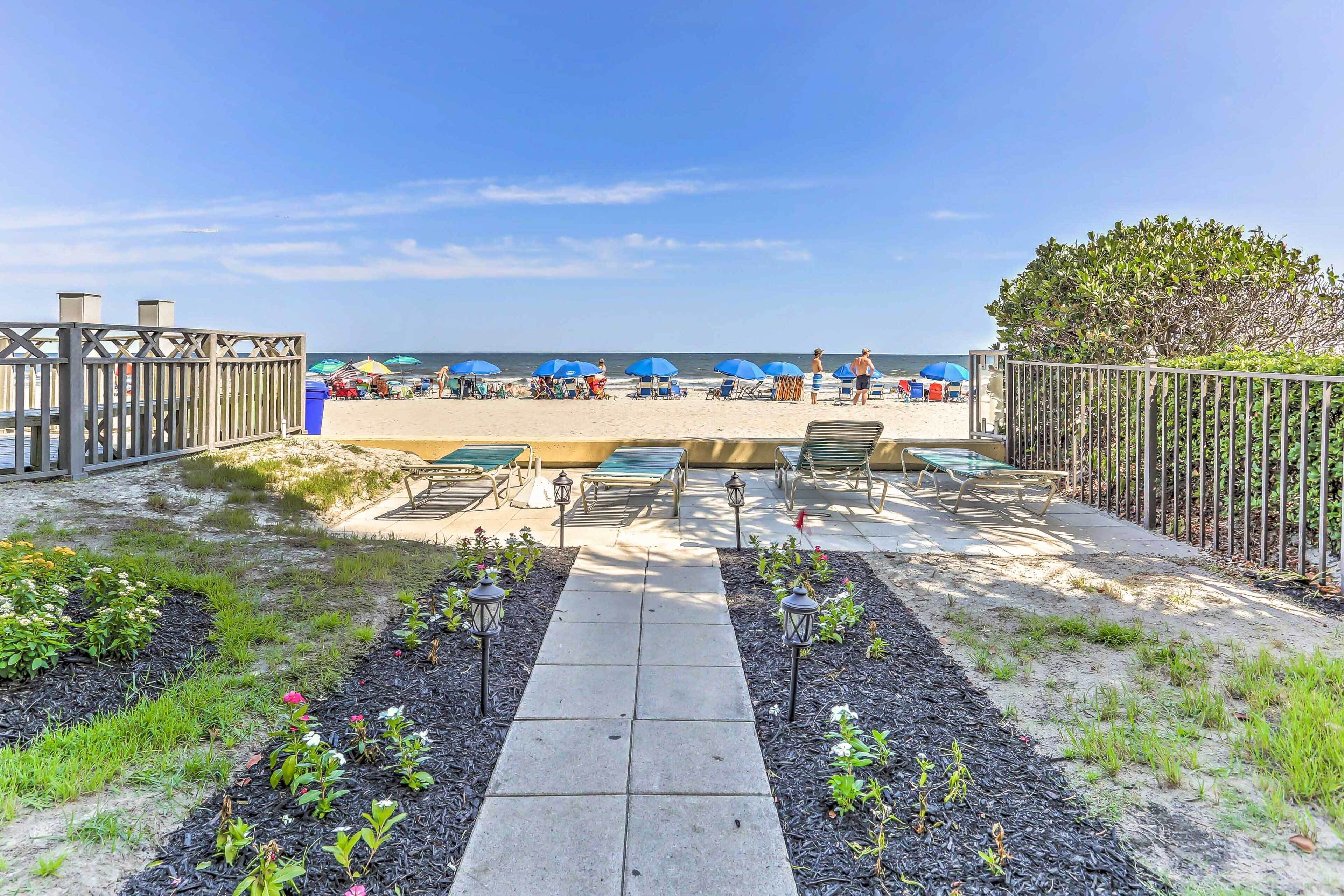 Oceanfront Myrtle Beach Condo w/ Outdoor Pool