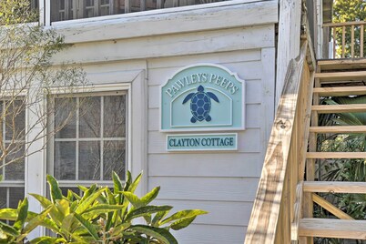 Pawleys Island House, - Steps to Beach & Creek!