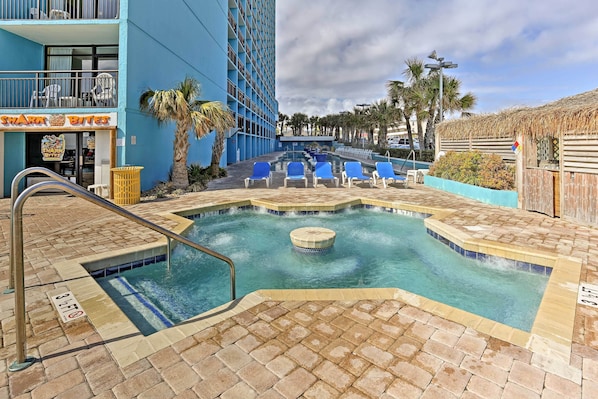Apartment (1 Bedroom) | Interior - Oceanfront Balcony: Resort Condo in Myrtle Beach (Myrtle Beach)