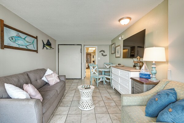 Oceanfront Balcony: Resort Condo In Myrtle Beach - Murrells Inlet Beach