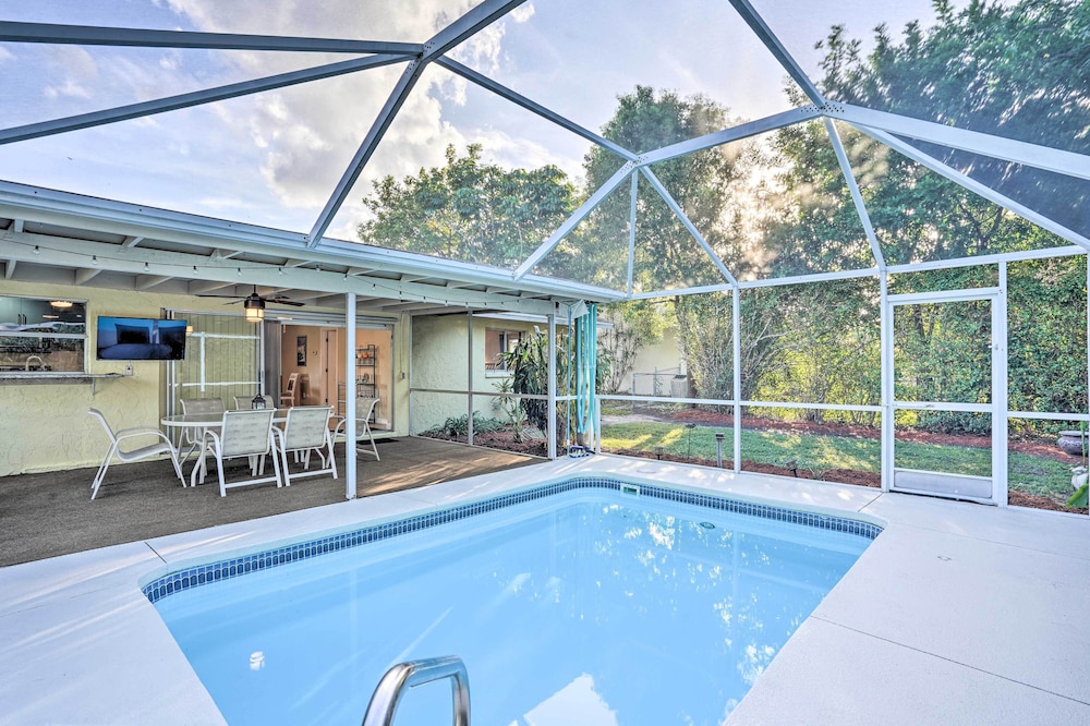 Peaceful Cape Coral Paradise: Pets Welcome!