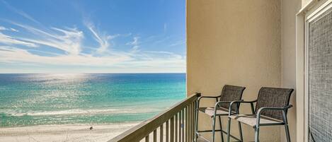 Apartment (2 Bedrooms) | Front of property