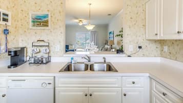 Apartamento (2 Bedrooms) | Parte interna