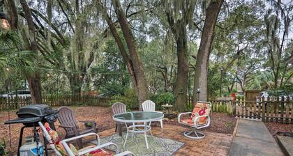 Pet-friendly Home. Short Walk to Scenic Overlook!